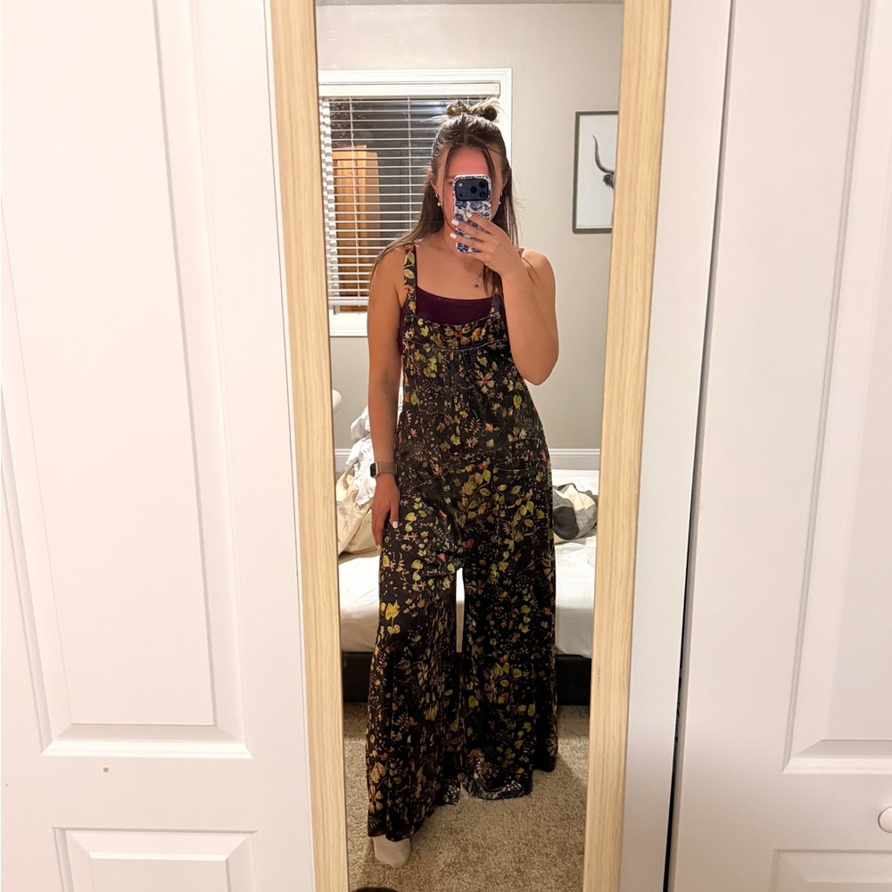 NATURAL LIFE Floral Jumpsuit in Black and Yellow